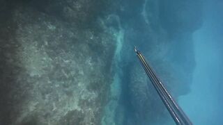 Подводная охота и морская рыбалка в Нетании Израиль на прибрежных плитах