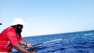 Raa Atoll морская рыбалка на твердом свале по GT и trevally