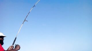 Raa Atoll морская рыбалка на твердом свале по GT и trevally