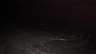 Vaadhoo, Raa Atoll вечерняя лагуна и светлячки на волне