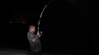 Vaadhoo, Raa Atoll вечерняя лагуна и светлячки на волне