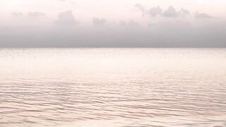 Vaadhoo, Raa Atoll вечерняя лагуна и светлячки на волне