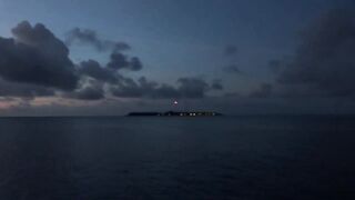 Vaavu Atoll троллинг и ваху, морская рыбалка на волне и на удачу