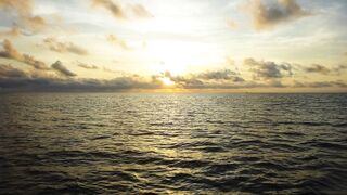 Vaavu Atoll троллинг и ваху, морская рыбалка на волне и на удачу