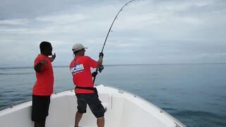 Faafu Atoll record GT: декабрь, штиль и жёсткая борьба у кромки