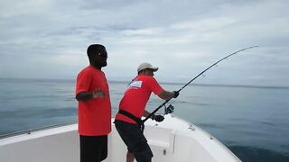 Faafu Atoll record GT: декабрь, штиль и жёсткая борьба у кромки