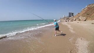 Нетания, Израиль — морская рыбалка с берега и вечерний прибой