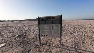 Netanya, Израиль — вечерний берег, прибой и рыбацкие снасти в 4K 28.10.2024