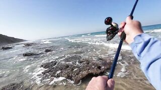 Netanya, Израиль — вечерний берег, прибой и рыбацкие снасти в 4K 28.10.2024