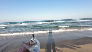 Netanya, Израиль — вечерний берег, прибой и рыбацкие снасти в 4K 28.10.2024