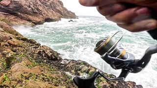 Mirleft, Morocco: морская рыбалка на сибасса со спиннингом на Атлантике