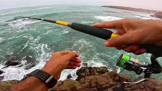 Mirleft Марокко ловля дорады и сибасса спиннингом у каменного плато