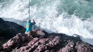 Mirleft — спиннинг с отцом на береге: что берет на приманки?