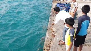 Морская рыбалка на Himmafushi днем: что ловят у рифа и у пирса