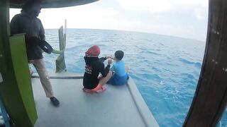 Диффуши район — рыбалка с дони: сумерки, фонари на лагуне и шквалы на подходе