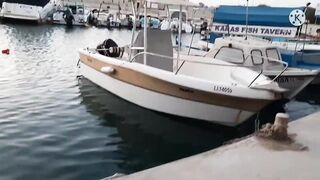 Ayia Triada, Paralimni — маленькая рыбацкая гавань и причал