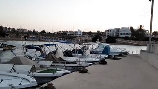 Ayia Triada, Paralimni — маленькая рыбацкая гавань и причал