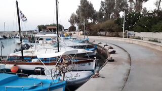 Ayia Triada, Paralimni — маленькая рыбацкая гавань и причал
