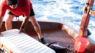 Famagusta Ghost Town — тунцовая рыбалка у берега-призрака