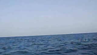 Girne, Kyrenia — рыбалка в Северном Кипре у крепости и марины