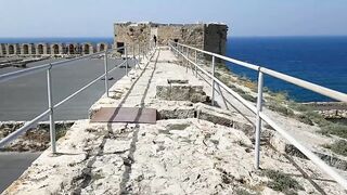 Kyrenia, Cyprus — прогулка по Гирне и лодочной гавани