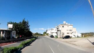 Из Полиса в Лачи – дорога к гавани и лодки на якорях