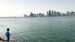Doha, Qatar — морская рыбалка у набережной и в марине