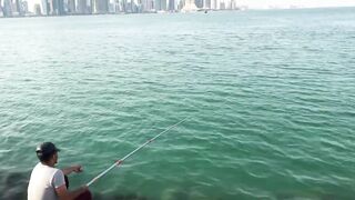 Doha, Qatar — морская рыбалка у набережной и в марине