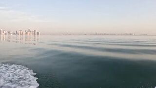 Рыбалка в Дохе Катар морская рыбалка в заливе и трофей оборвал снасть