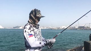 Doha Corniche — shore jigging: рыбалка в День отца удалась?