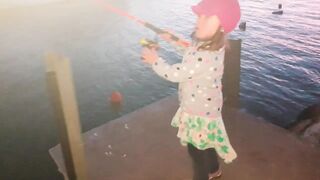 Latchi: ночная рыбалка у мола, свет и насадка решают?