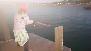 Latchi: ночная рыбалка у мола, свет и насадка решают?