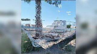 Liopetri beach, Potamos river, Larnaca, где лучше клюет у устья?