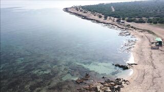 Liopetri Potamos — рыбацкое укрытие с воздуха: к свалам по руслу