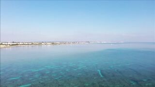 Liopetri Potamos — рыбацкое укрытие с воздуха: к свалам по руслу