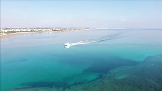 Liopetri Potamos — рыбацкое укрытие с воздуха: к свалам по руслу