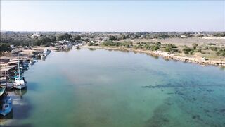 Liopetri Potamos — рыбацкое укрытие с воздуха: к свалам по руслу