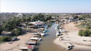 Liopetri Potamos — рыбацкое укрытие с воздуха: к свалам по руслу