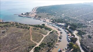 Potamos Liopetriou — рыбацкое укрытие с воздуха, обзор акватории