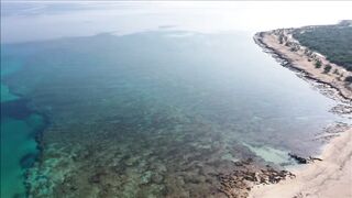 Potamos Liopetriou — рыбацкое укрытие с воздуха, обзор акватории