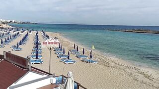 Протарас, Fig Tree Bay: как меняется пляж и клев в апреле 2022?