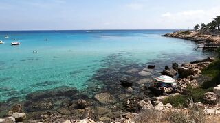 Protaras — рыбалка на Fig Tree Bay: утренние забросы с пирса