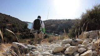 Asprokremmos, Cyprus — бассы на джиг: рельеф, ветер и тени дамбы