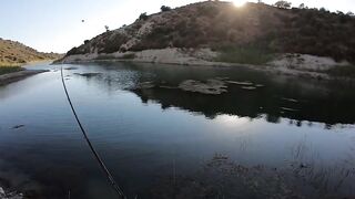 Asprokremmos, Cyprus — бассы на джиг: рельеф, ветер и тени дамбы