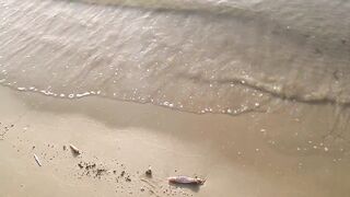 Larnaca — кальмар с берега утром: свет, глубина, паузы