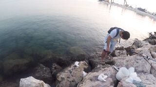 Al Wakrah — hook fishing: рыбалка в доке на закате