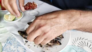 Агадир, Morocco — стримфуд в рыбном порту, что попробовать после улова?