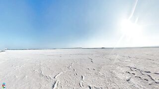 Larnaca Salt Lake — фламинго и сезонность ветров, рыбалка рядом у пирса?
