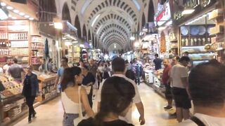 Larnaca — поиски фламинго на соленом озере и рыбалка поблизости