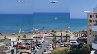 Mackenzie Beach — посадки над пляжем, рыбалка у волнореза: как не мешать?